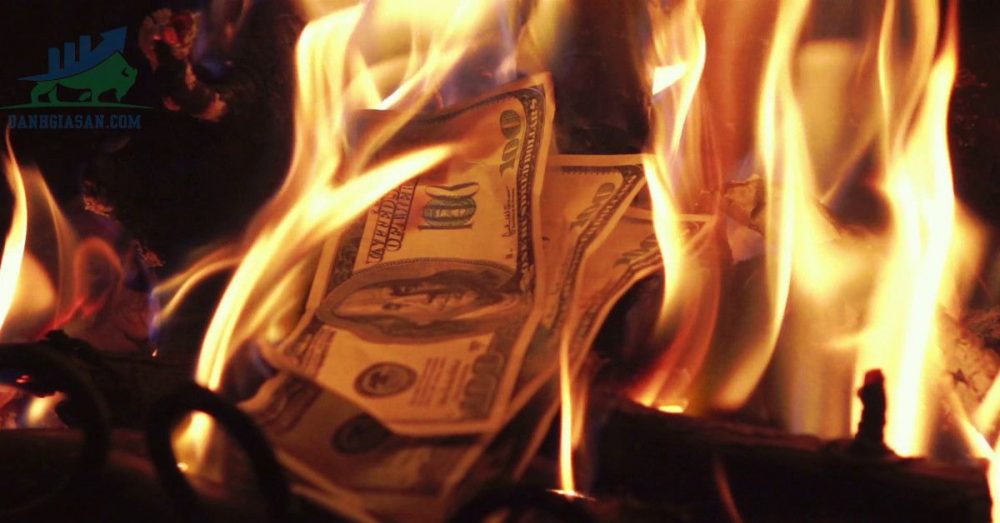 Nhà đầu tư nên làm gì sau khi bị cháy tài khoản