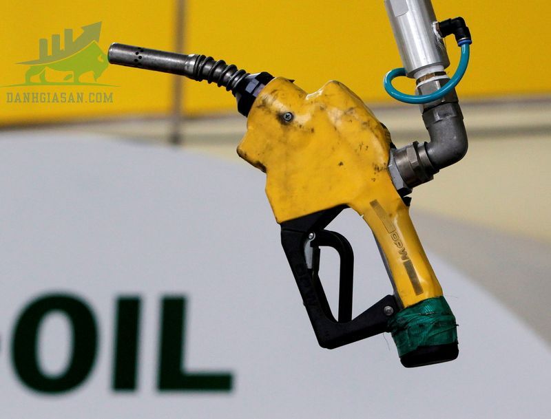 Giá dầu tăng do Ả Rập Xê Út bác bỏ lo ngại về nguồn cung khi nhu cầu tăng lên - ngày 15/10/2021