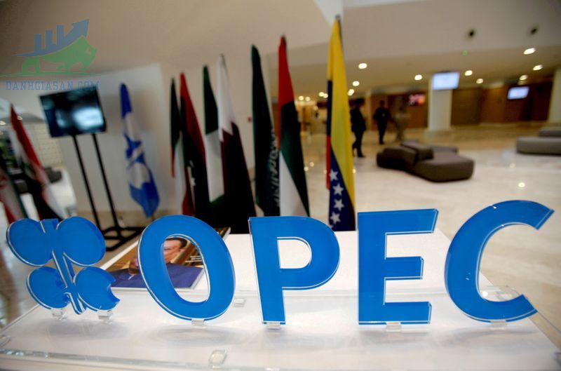OPEC + xem xét các lựa chọn để giải phóng thêm dầu ra thị trường - ngày 01/10/2021
