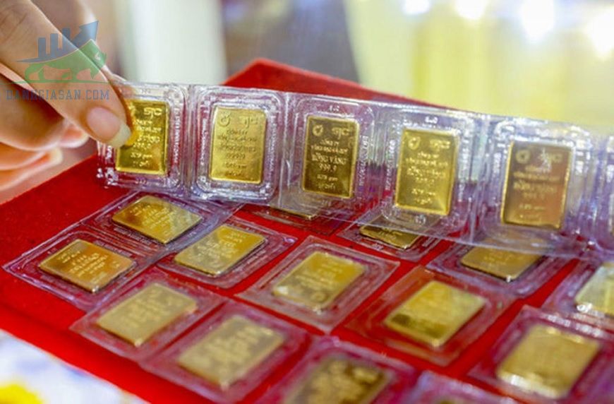 Cập nhật giá vàng trong và ngoài nước, vàng tăng cao nhất 8 tháng - ngày 23/02/2022