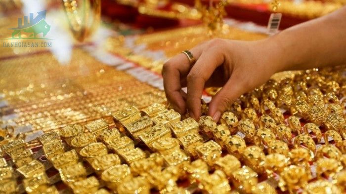 Cập nhật giá vàng trong và ngoài nước, vàng biến động nhẹ khi USD tiếp tục giảm - ngày 31/05/2022