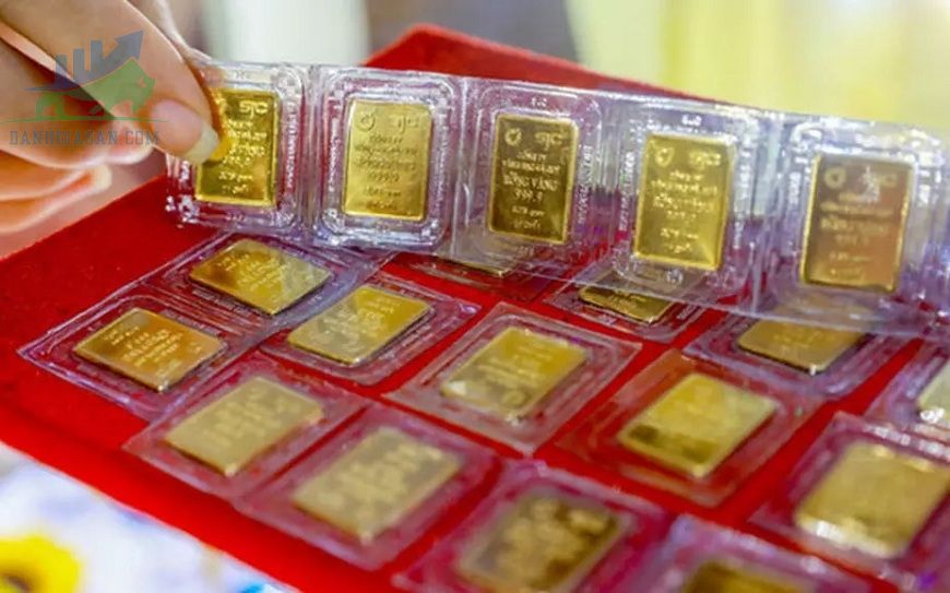 Cập nhật giá vàng trong và ngoài nước, USD tăng mạnh, vàng lao dốc - ngày 14/06/2022