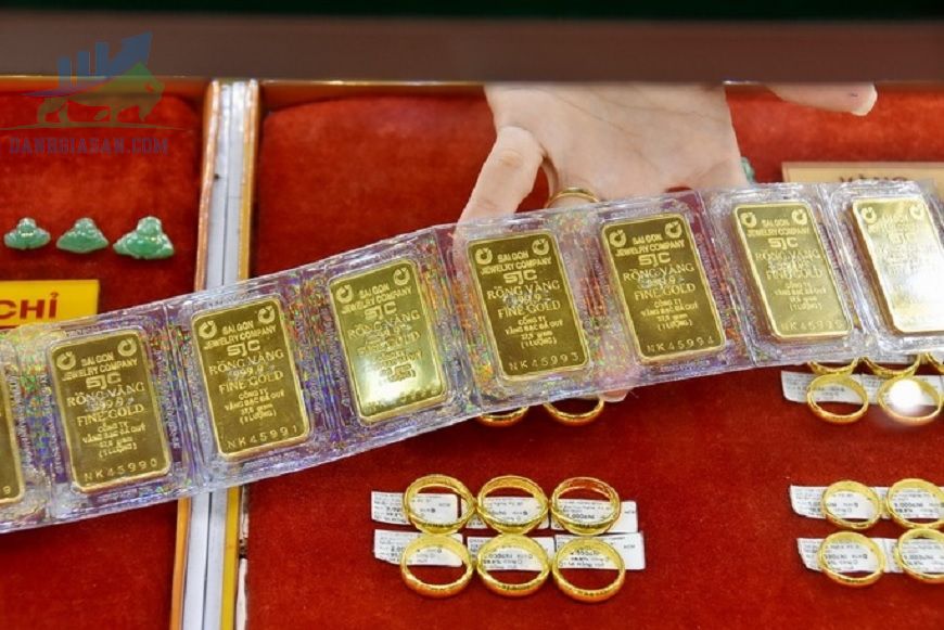 Cập nhật giá vàng trong và ngoài nước, vàng biến động thất thường - ngày 21/06/2022