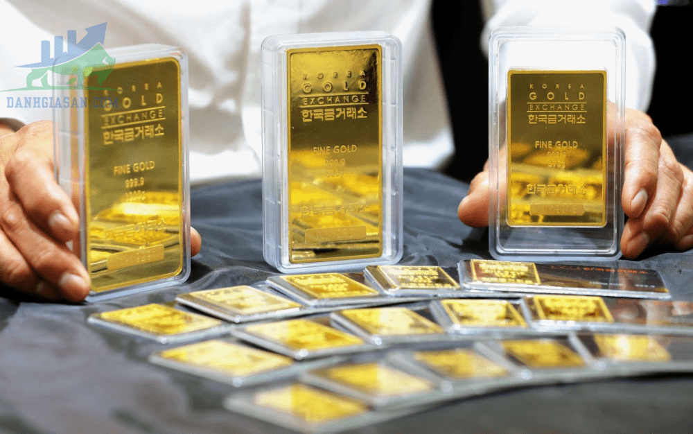 Cập nhật giá vàng trong và ngoài nước, vàng có xu hướng giảm - ngày 15/08/2022