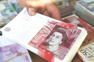 Đồng bảng Anh giảm mạnh khi nhà đầu tư tập trung vào đô la - ngày 26/09/2022