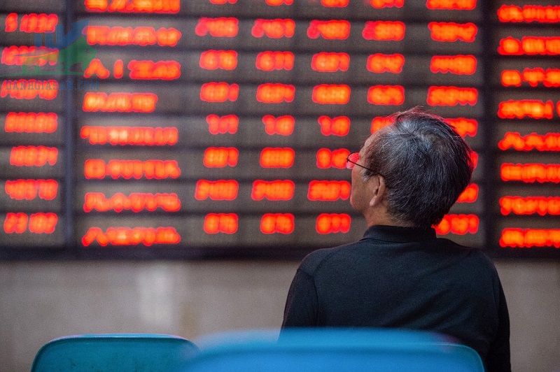 Cổ phiếu châu Á trượt dốc trước dữ liệu kinh tế yếu của Trung Quốc - Ngày 17/01/2023