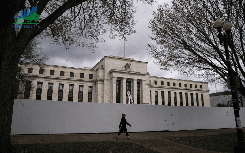 Lợi suất trái phiếu Kho bạc Mỹ giảm có thể khiến Fed trở nên diều hâu
