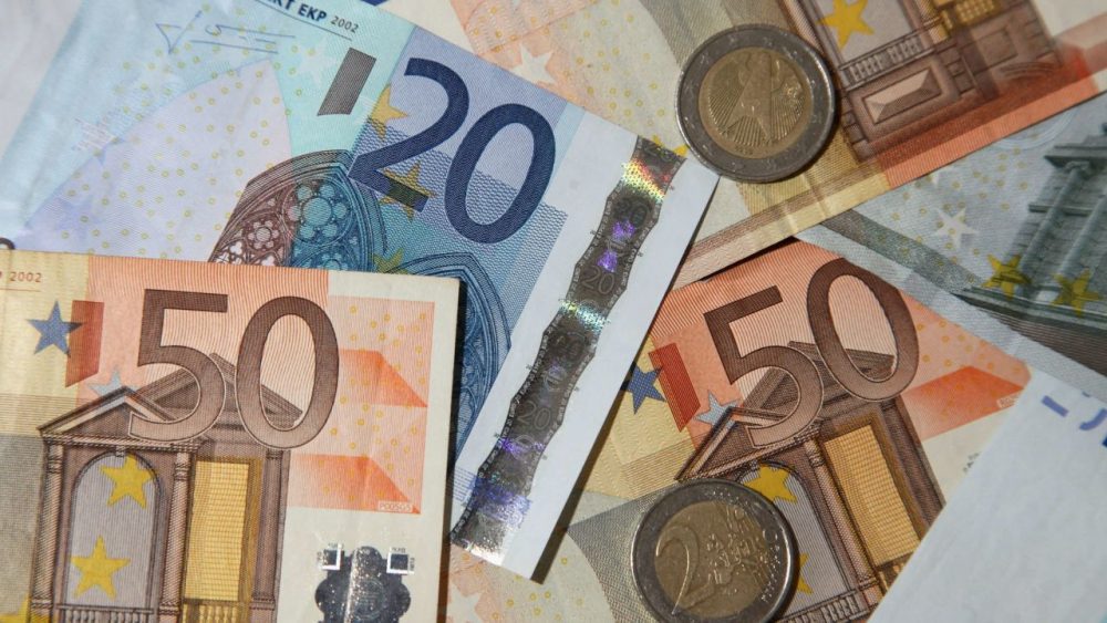 Phân tích giá EUR/USD: giằng co quanh mốc 1.1690 – ngày 05/05/2026
