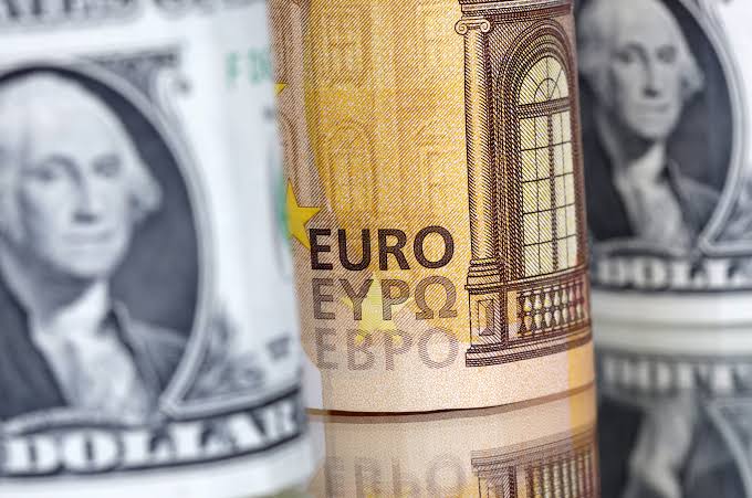 Phân tích giá EUR/USD: Đi Ngang Quanh Mốc 1.1675 – ngày 26/08/2026