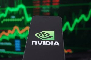 Co-phieu-nvidia-ap-sat-dinh