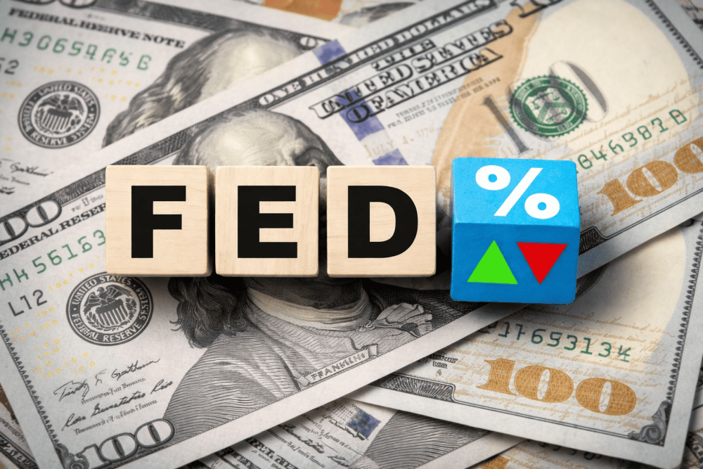 Fed tăng lãi suất lần đầu kể từ 2023: Vàng, USD và chứng khoán sẽ phản ứng thế nào?