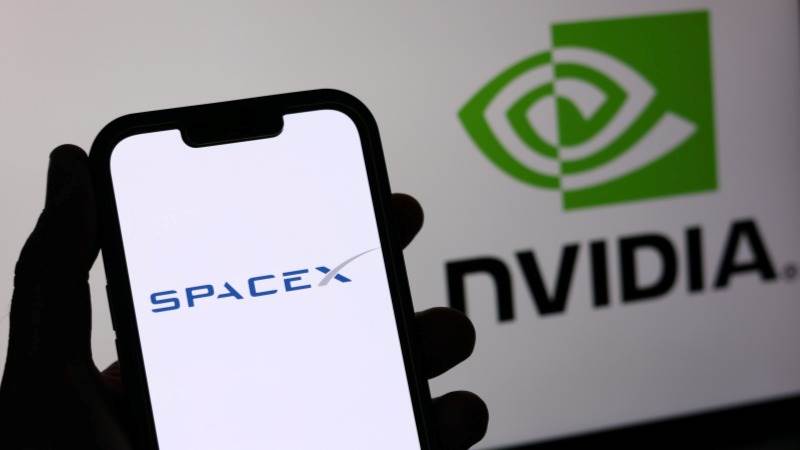 SpaceX muon mua chip nvidia